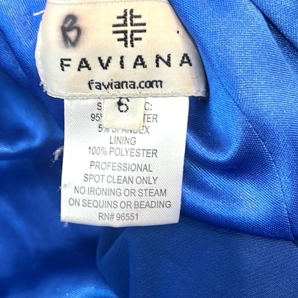 Faviana,Stunning Royal Cobalt,Rhinestone Strapped-Back Formal Gown/Dress, Size 6 - Picture 15 of 16